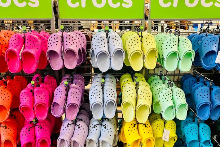 crocs