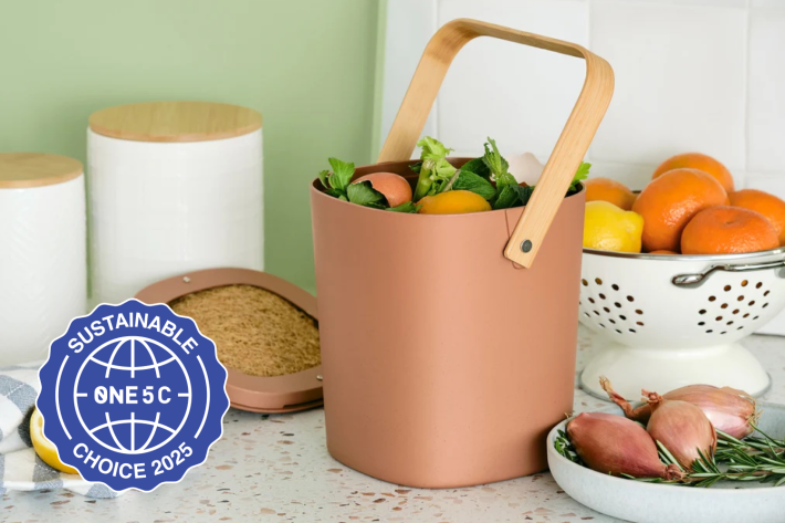 Bamboozle Astrik compost bin sustainable choice badge